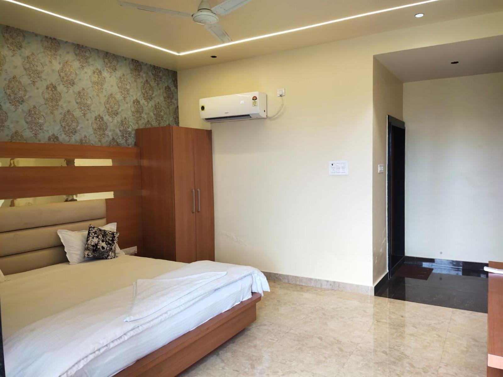 Shri Laxmi Inn Orai Εξωτερικό φωτογραφία
